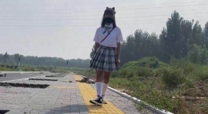 美女の害虫駆除②：ちょいＳ小悪魔娘のインセクトクラッシュフェチ・踏み潰し